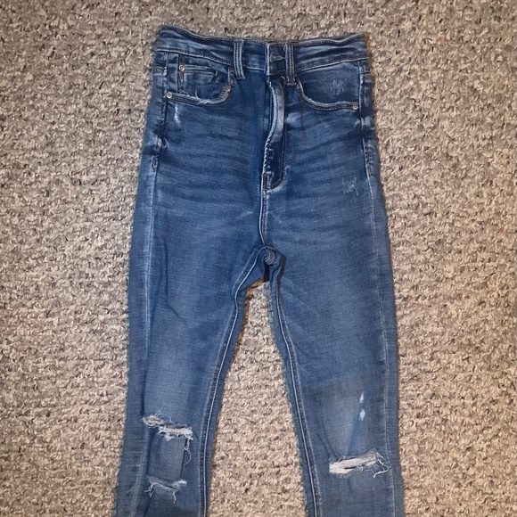 Super High Waist Jeans - Picture 1 of 3